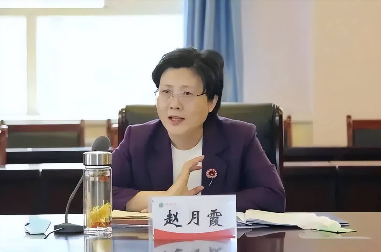 赵月霞简历赵月霞,女,汉族,1968年12月生,工学硕士,教授,硕士生导师