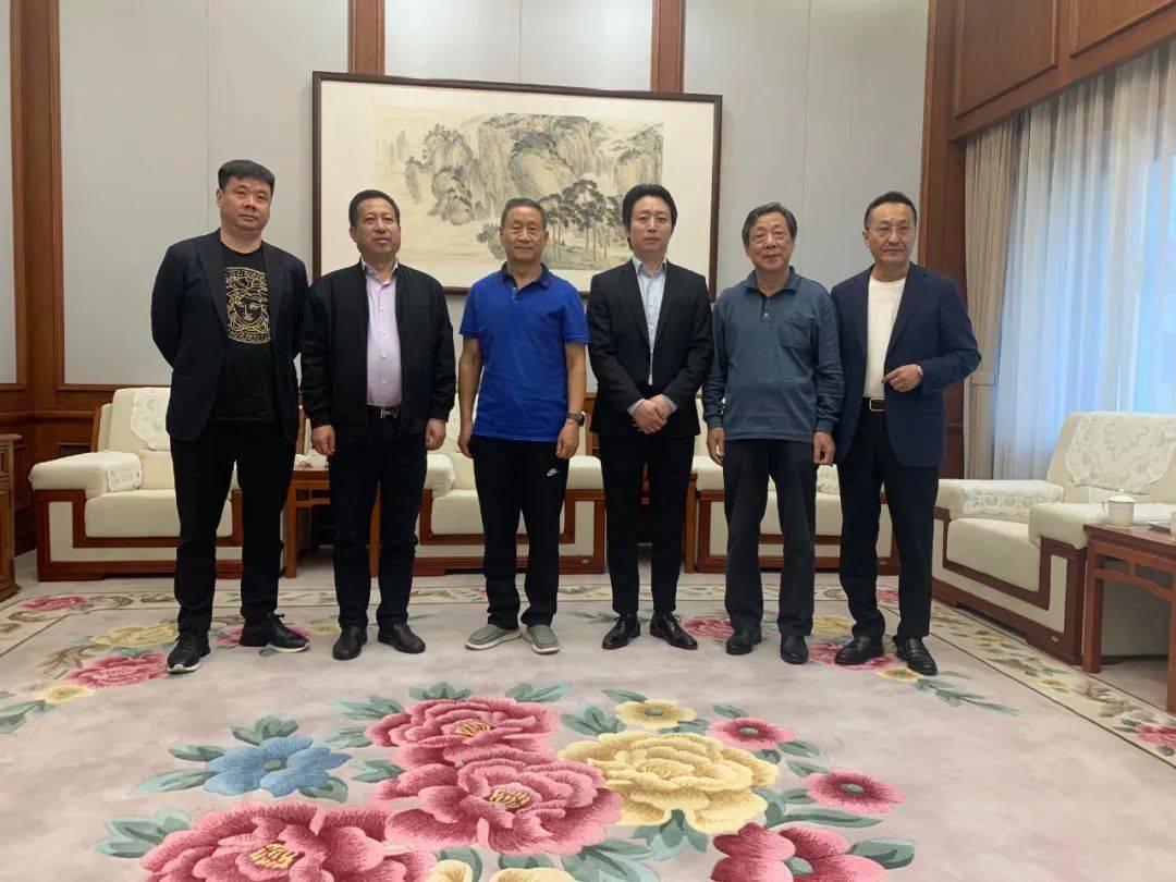 河南省豫商联合会会长钱国玉会见云南省河南商会会长刘兴督一行