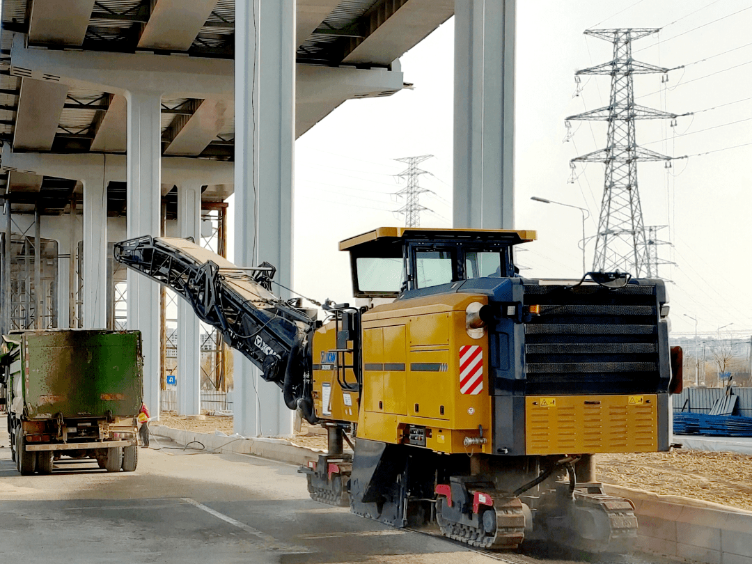 拉面之都·兰州机场,徐工铣刨机疯狂打call!_施工_路面_cm