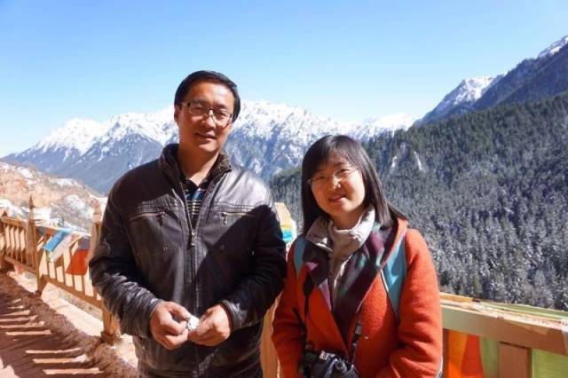 杨子墨与金塔寺守窟人刘国虎先生在金塔寺合影丝路礼佛访古系列