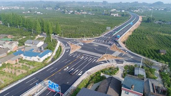 作为四川省西南部的重点民生工程之一,蒲丹快速路的建成通车将极大