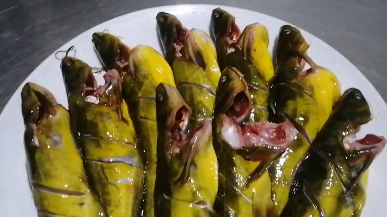 黑龙江的开河鱼,嘎牙子,用上地道的东北农家酱,那味