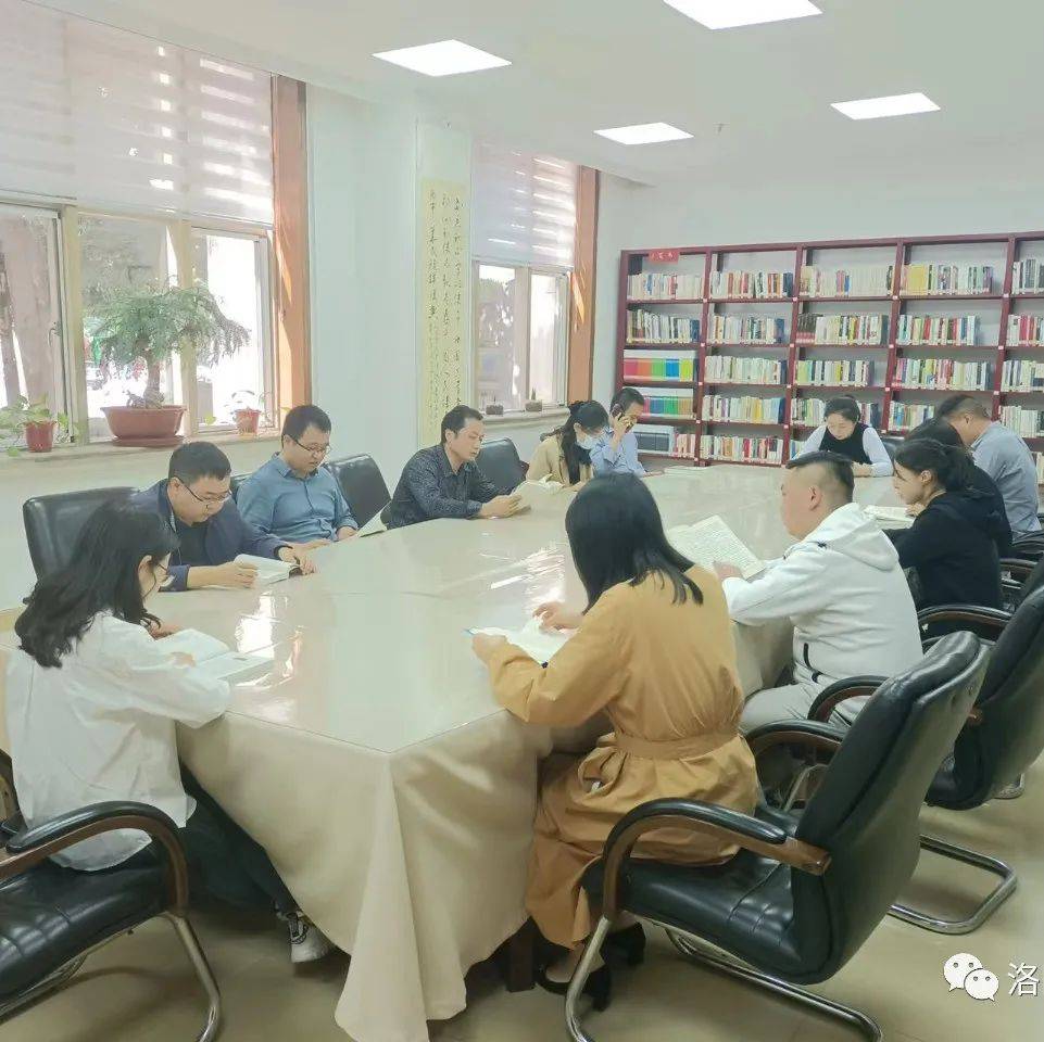 市人大机关开展“促进全民阅读 构建书香人大”活动_文化_精神_服务体系