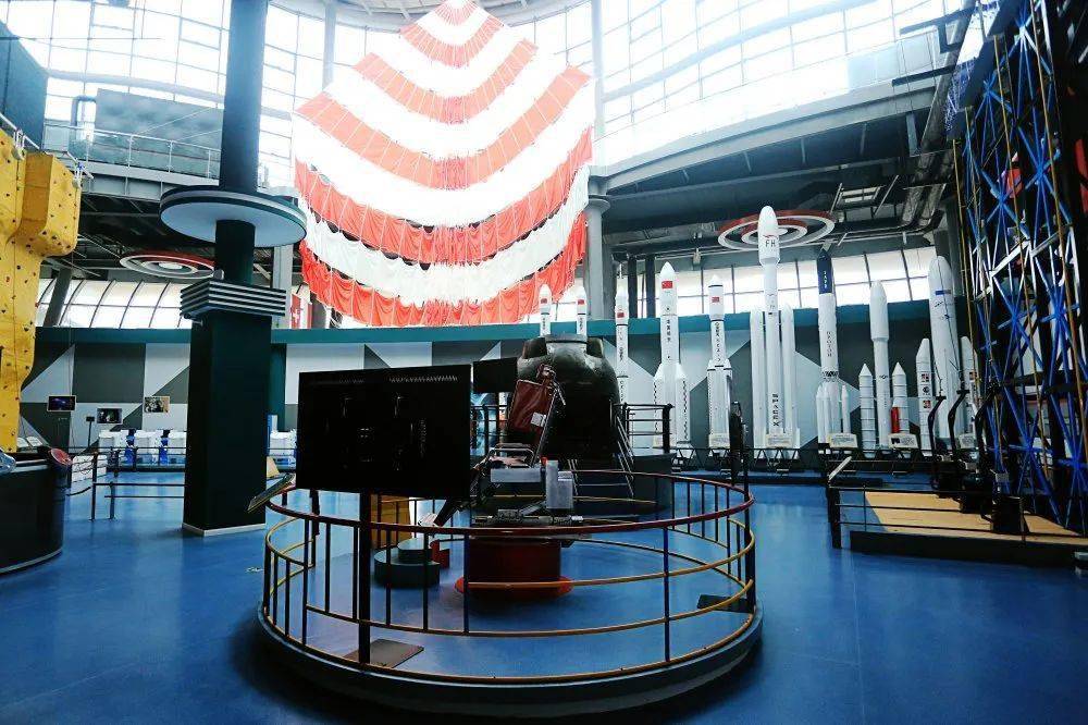 中国航天日带你畅游尹家峪田园综合体中的未来太空城