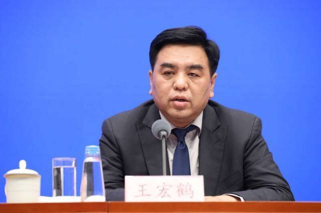 个人养老金账户锁定到退休 使资金真正用于养老保障_相关_王宏鹤_产品