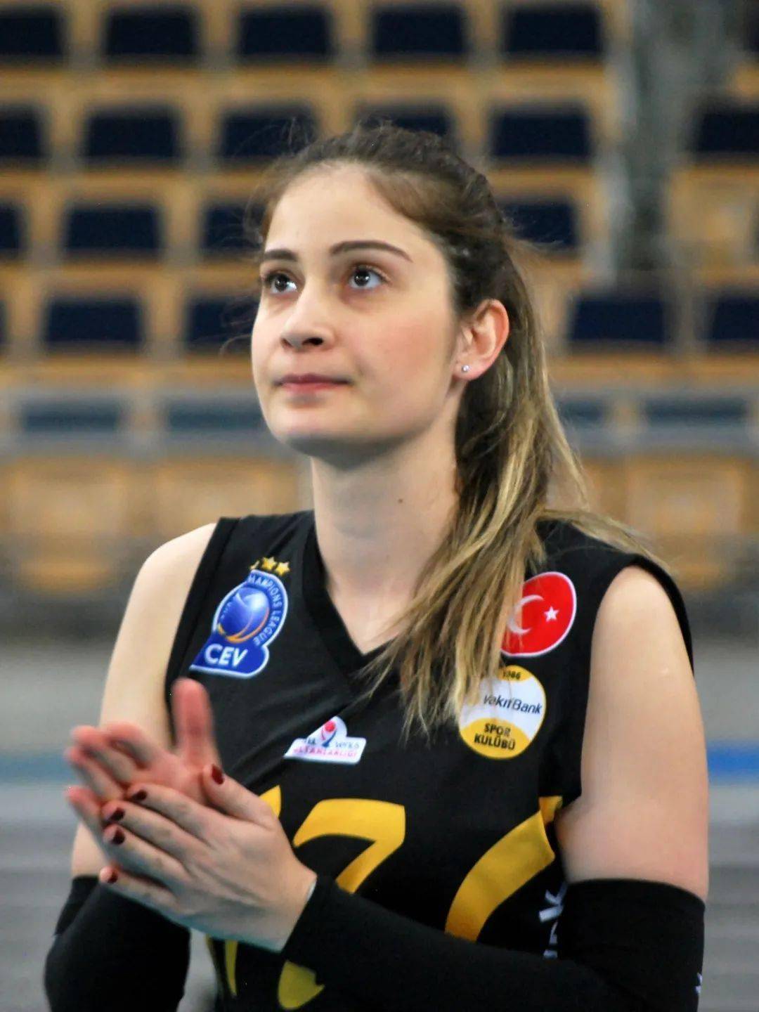 2022外媒眼中的十大排球美女运动员第一名是她