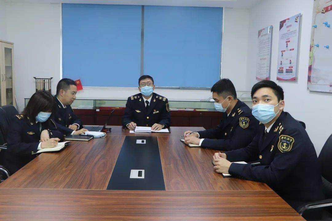 首例突破!汕头广澳海事处推动靠泊广澳港集装箱船舶成功接用岸电