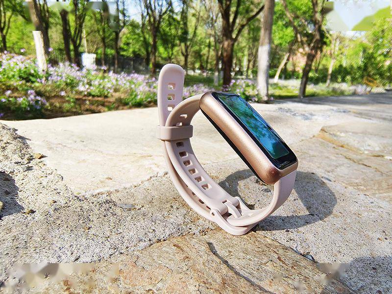 华为手环7上手体验亮点太多肯定有你喜欢的