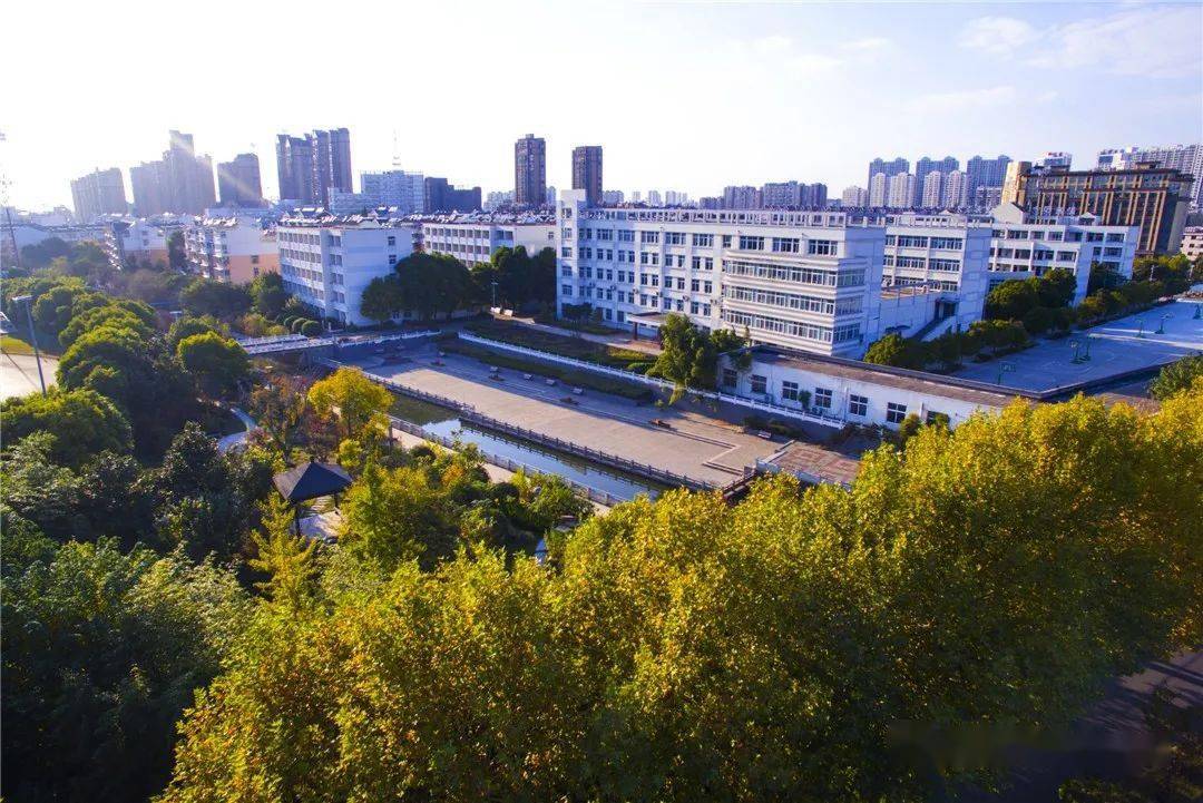 本简章最终解释权属泰州市姜堰区励才实验学校校长室地址:江苏省泰州
