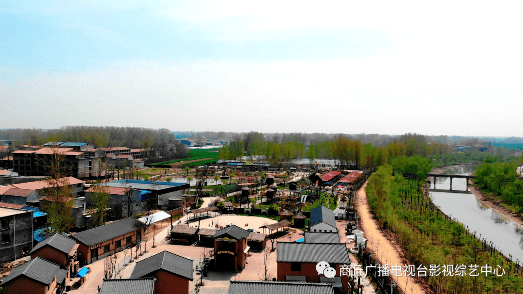 重磅推出闪亮登场2022年商丘首届蜗牛小镇杯中老年网络模特大赛开启了