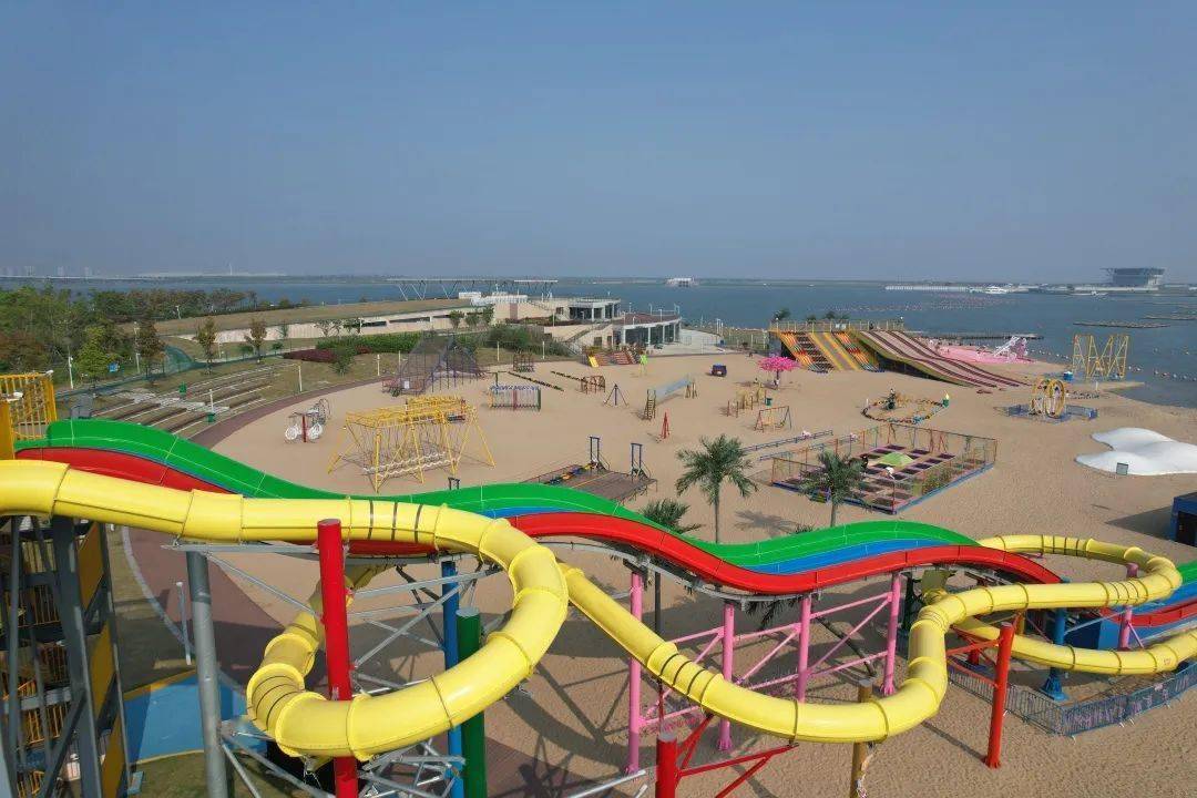 沙滩的热情永不停歇粉红沙滩飞天秋千新晋网红等你打卡