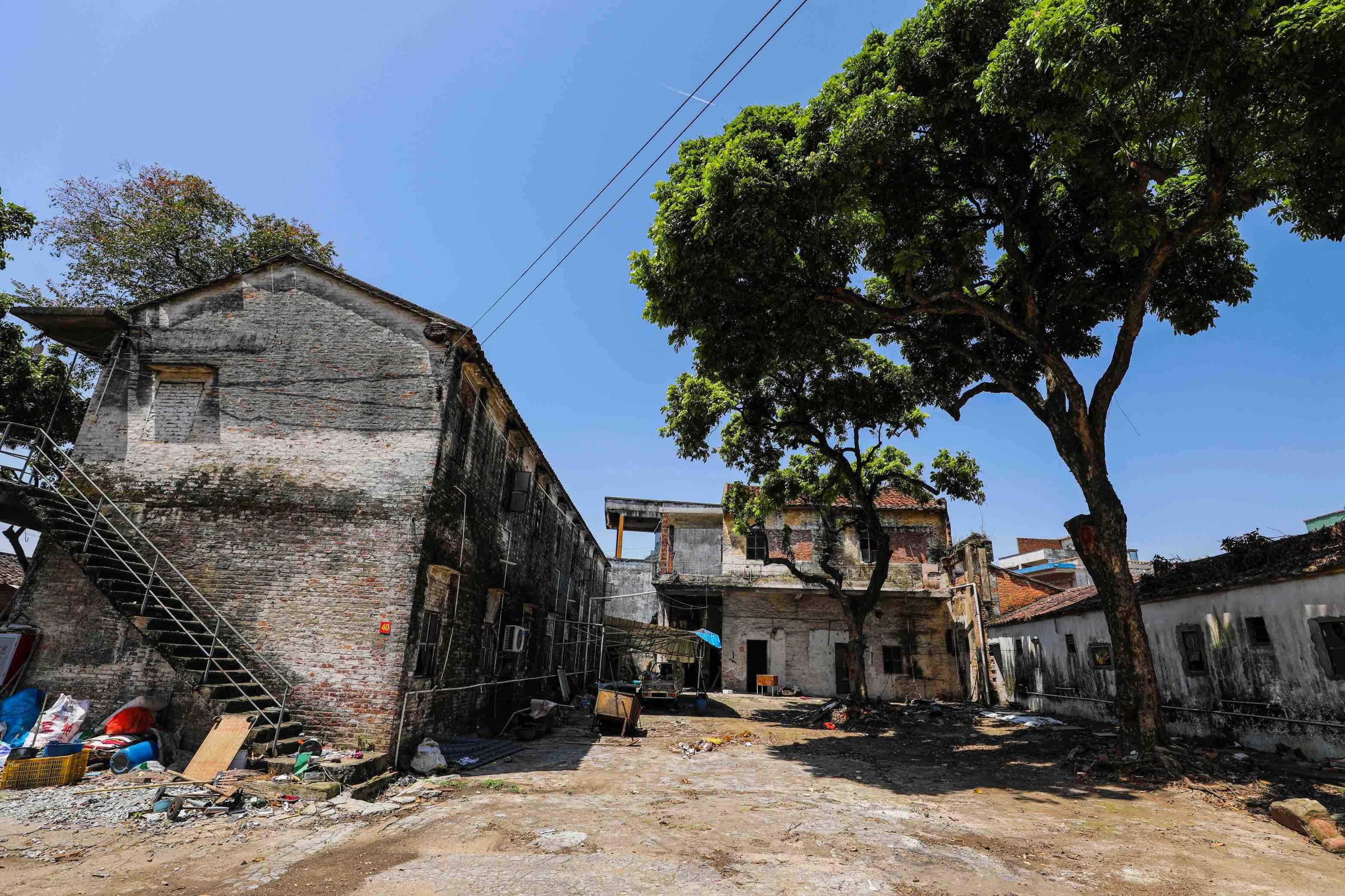 图集承载几代人记忆荒废20年的惠州园洲镇旧粮仓将变身文创园