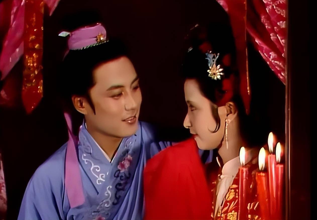 红楼梦贾琏对尤二姐一片痴情众人对王熙凤满腔愤恨