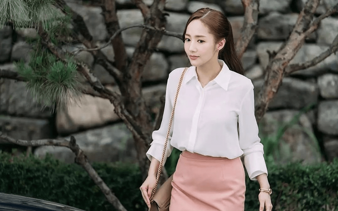 四年前的韩剧,国内引进后成爆款,剧情中二让人太上头_金秘书_会长