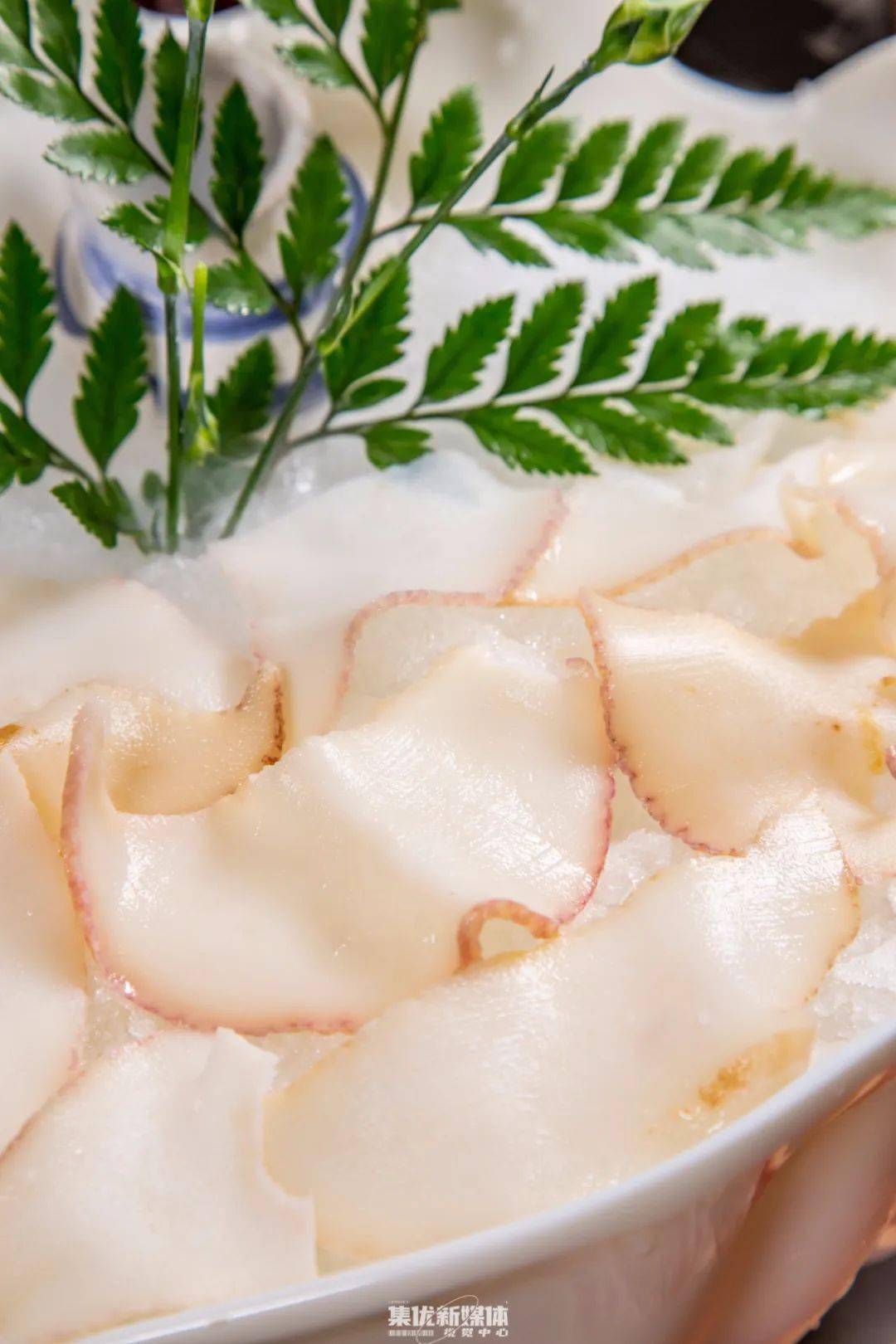 听说五星街这家火锅"臭名昭著"!还没吃过我真的栓q!_螺蛳_锅底_口味