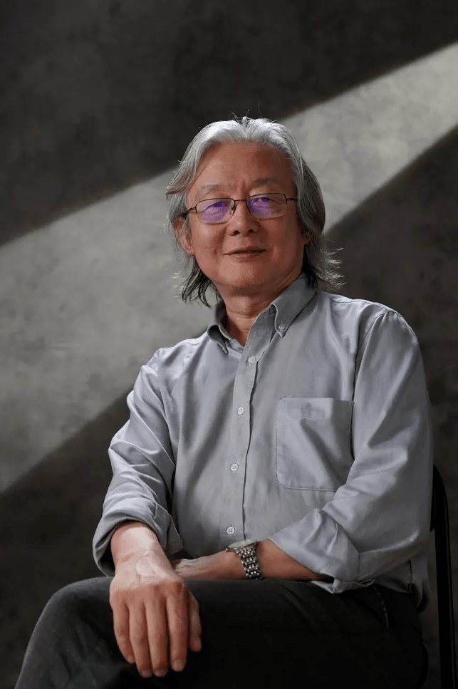 国家92级导演,特聘教授,博导导演王晓鹰授课内容:导演专题课程