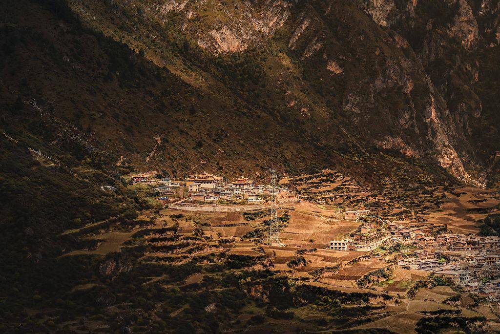 隐匿于世的绝美风光，甘南藏区秘境扎尕那