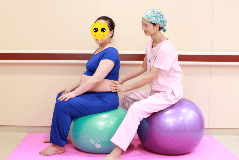 导乐服务：新时代产房里的温馨陪护