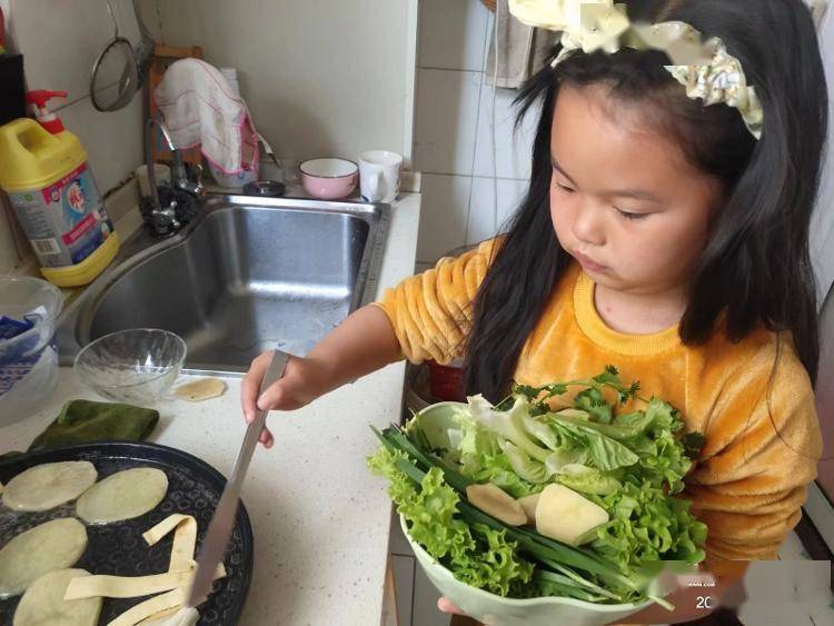 小学生要学做饭日照宝妈们沸腾了