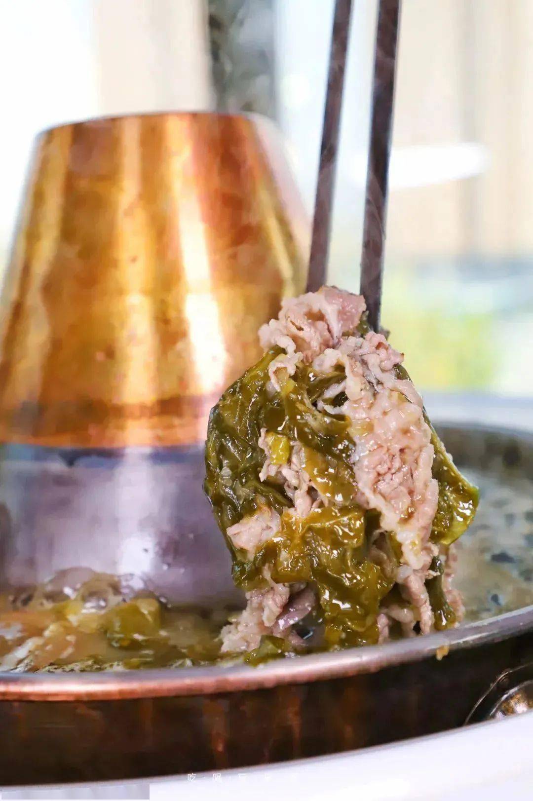 免预约|两店通用|渝川华酸菜铜锅涮| 一锅汤清见底,一勺麻酱酱香浓郁!