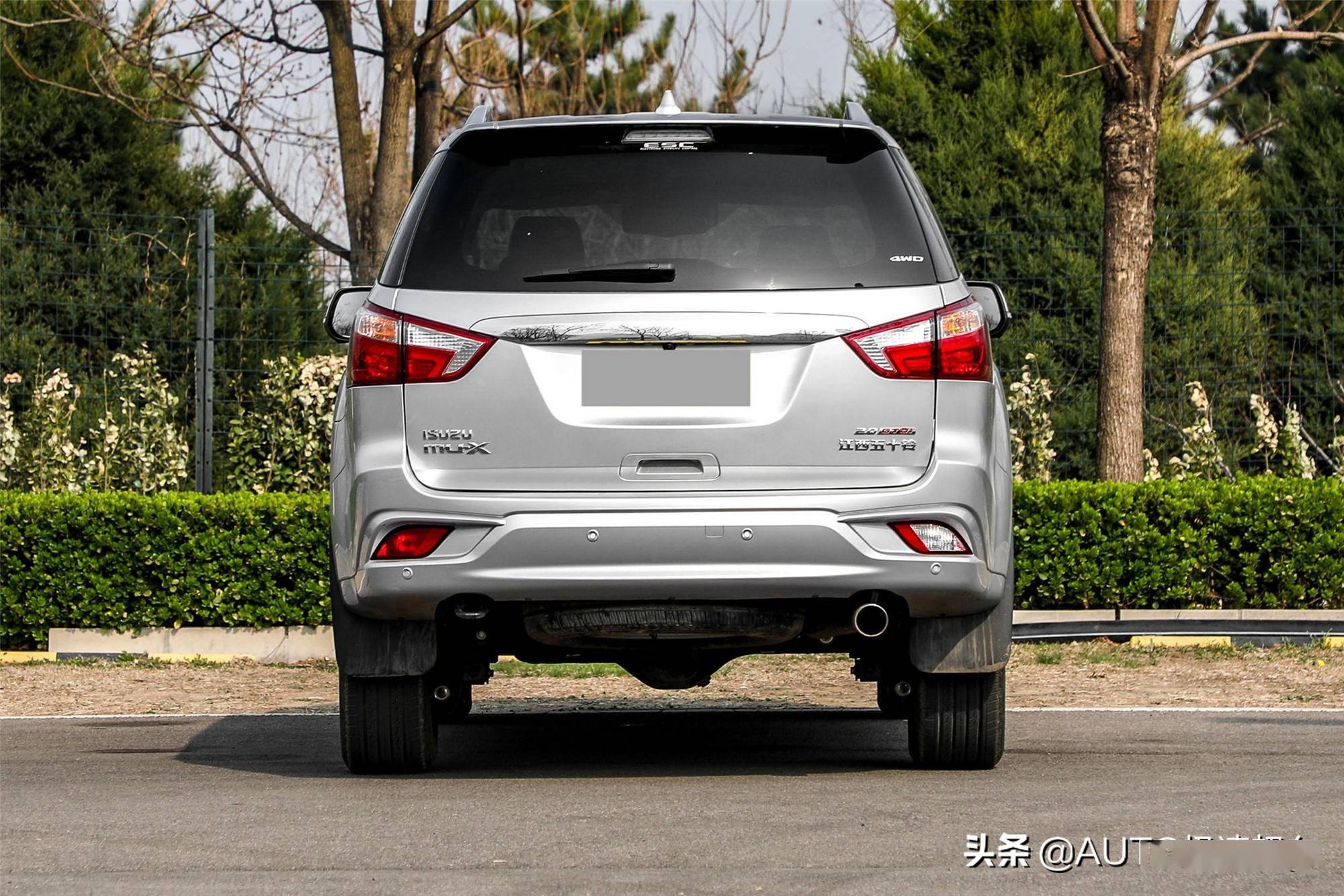 售16万20t8at新款五十铃牧游侠实拍对标坦克300有诚意