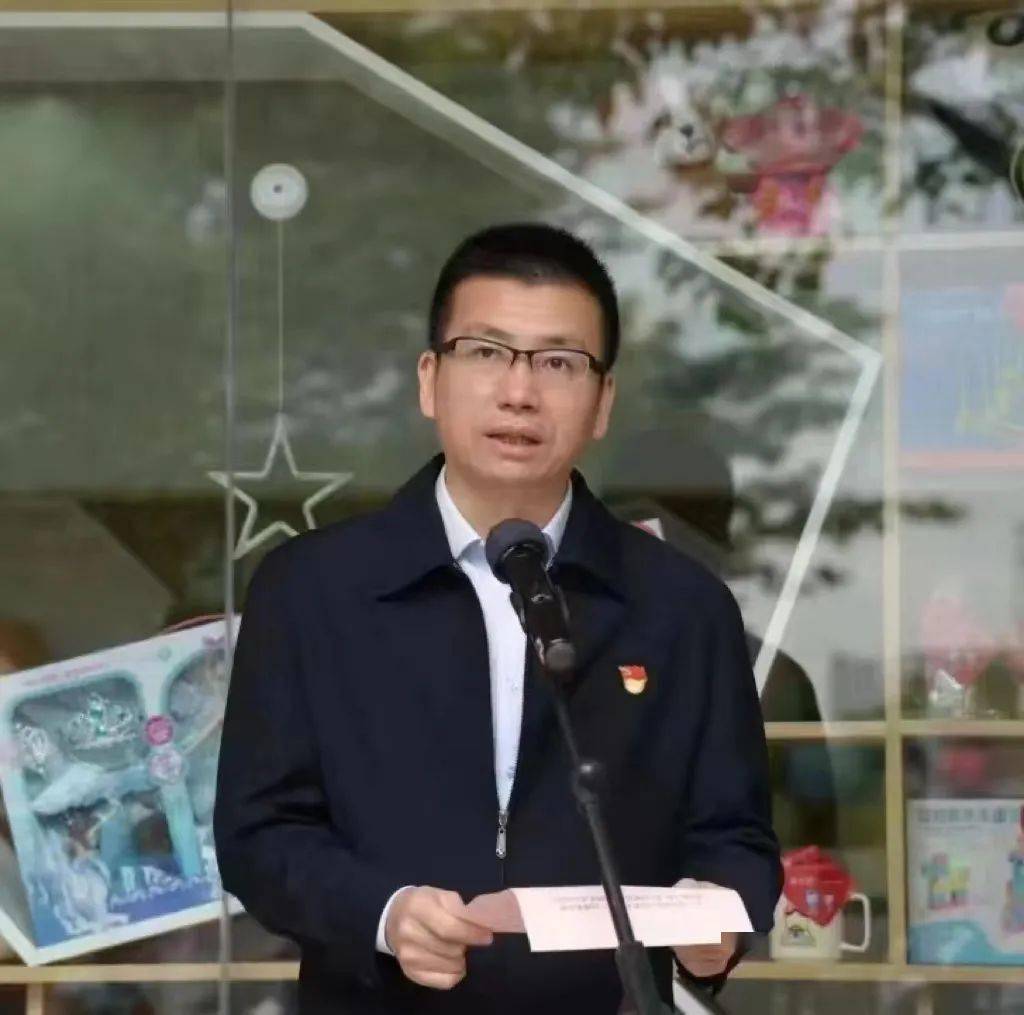 献礼建团百年百名团干话百年陈传芳惜团缘续团缘