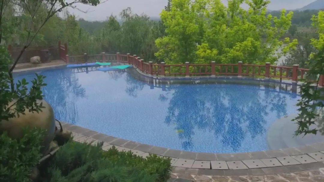 野生原缥缈间温泉位于石家庄市平山县的平山缥缈间温泉今天是一年一度