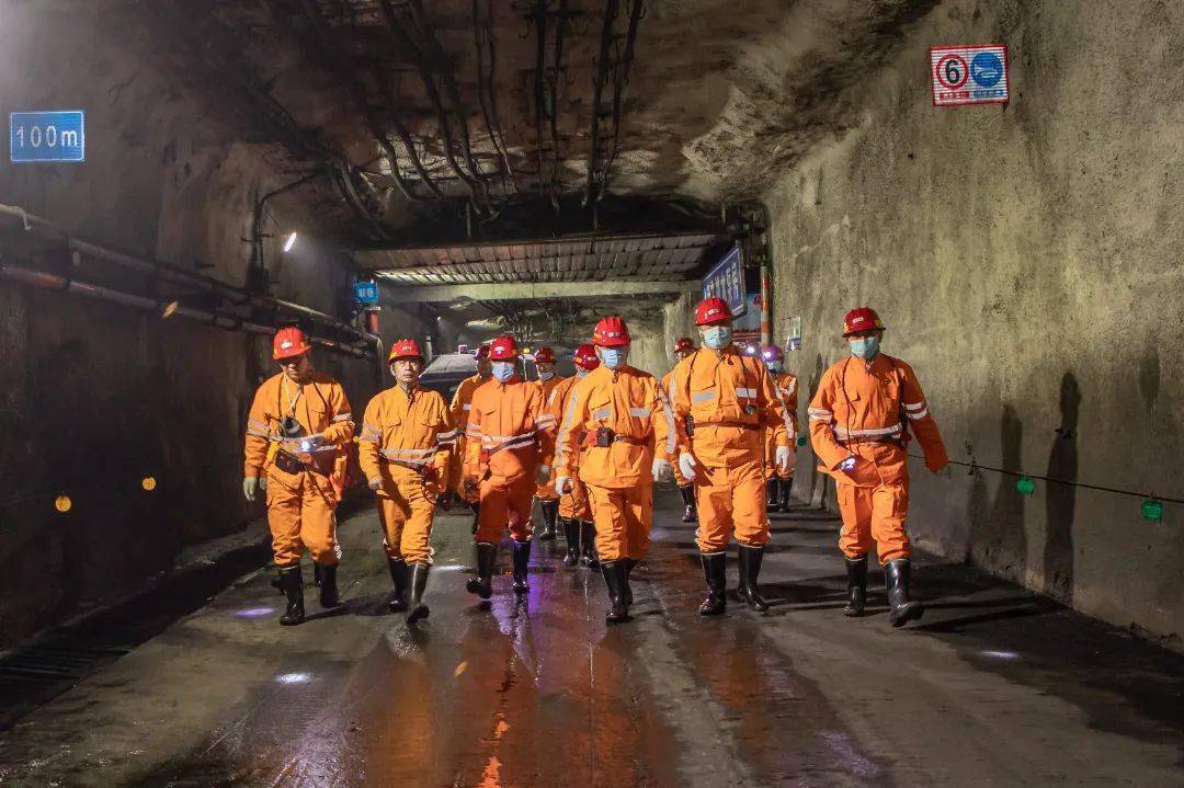 安全检查榆树湾煤矿开展综合性安全大检查