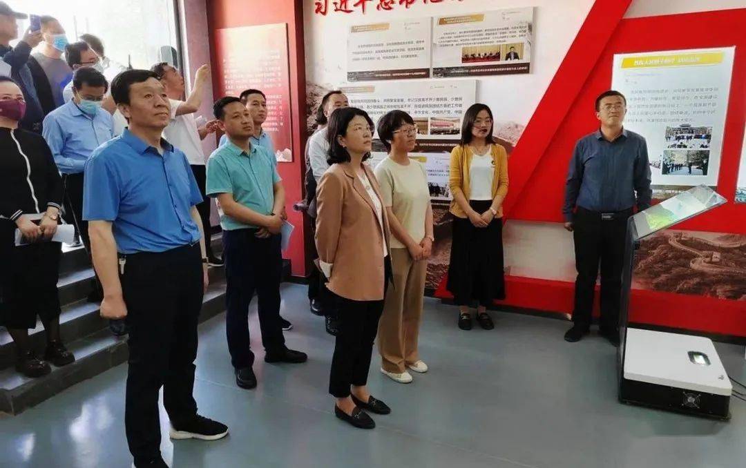 刘亚芬指出,兄弟县(区)民族团结进步创建工作思路新颖