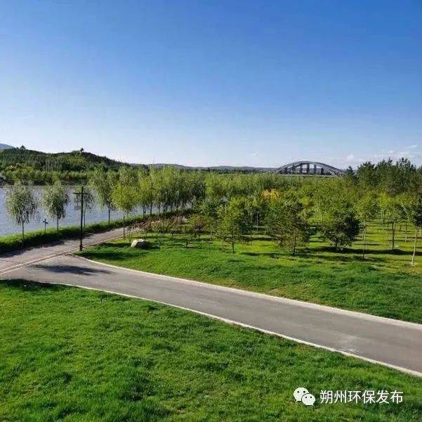 栗战书在湿地保护法实施座谈会上强调 深入学习贯彻习近平生态文明思想 引领我国湿地保护工作全面进入法治化轨道