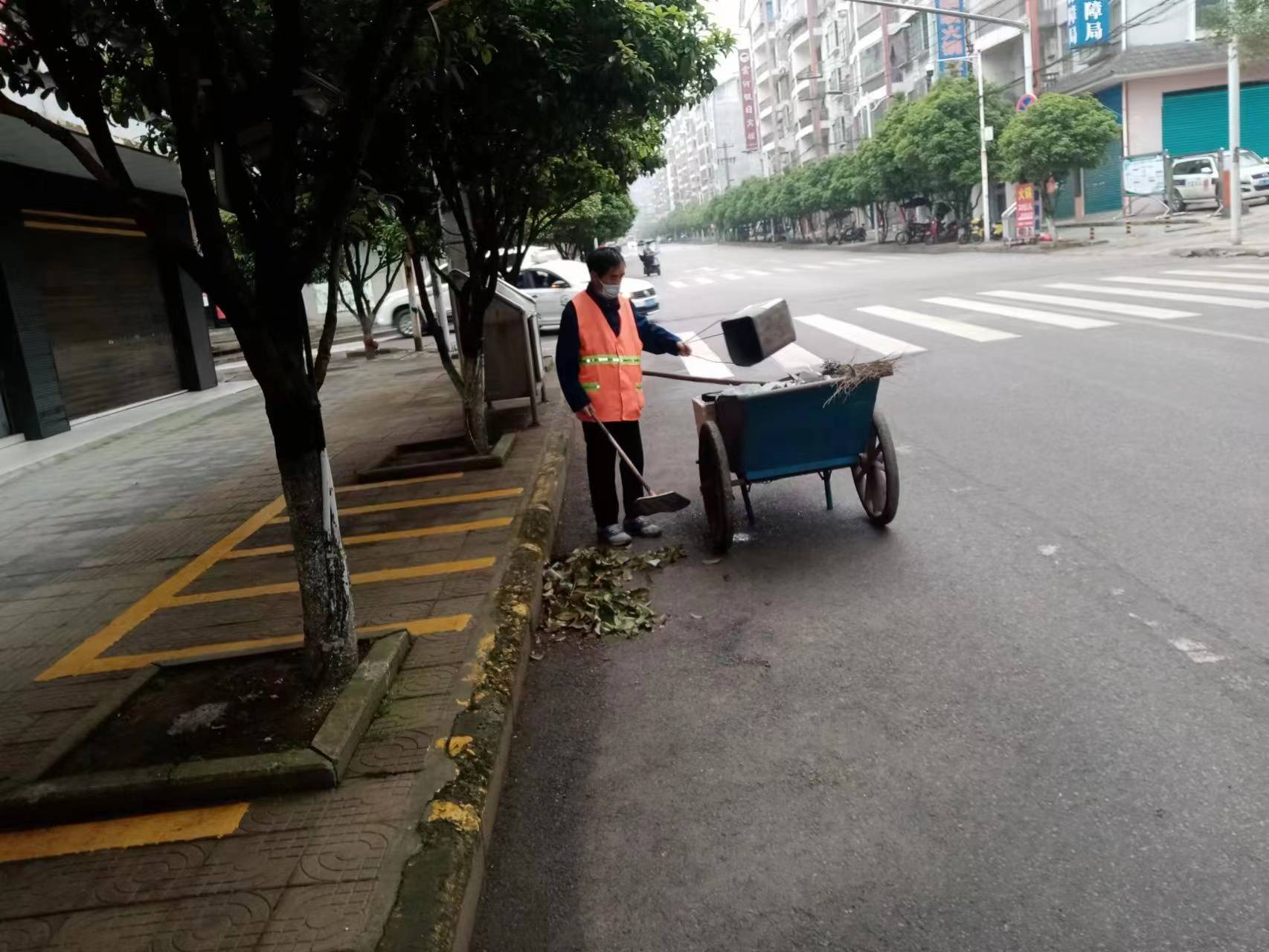 部门动态_县住建局：营造洁净环境迎接第十四届贵州茶博会