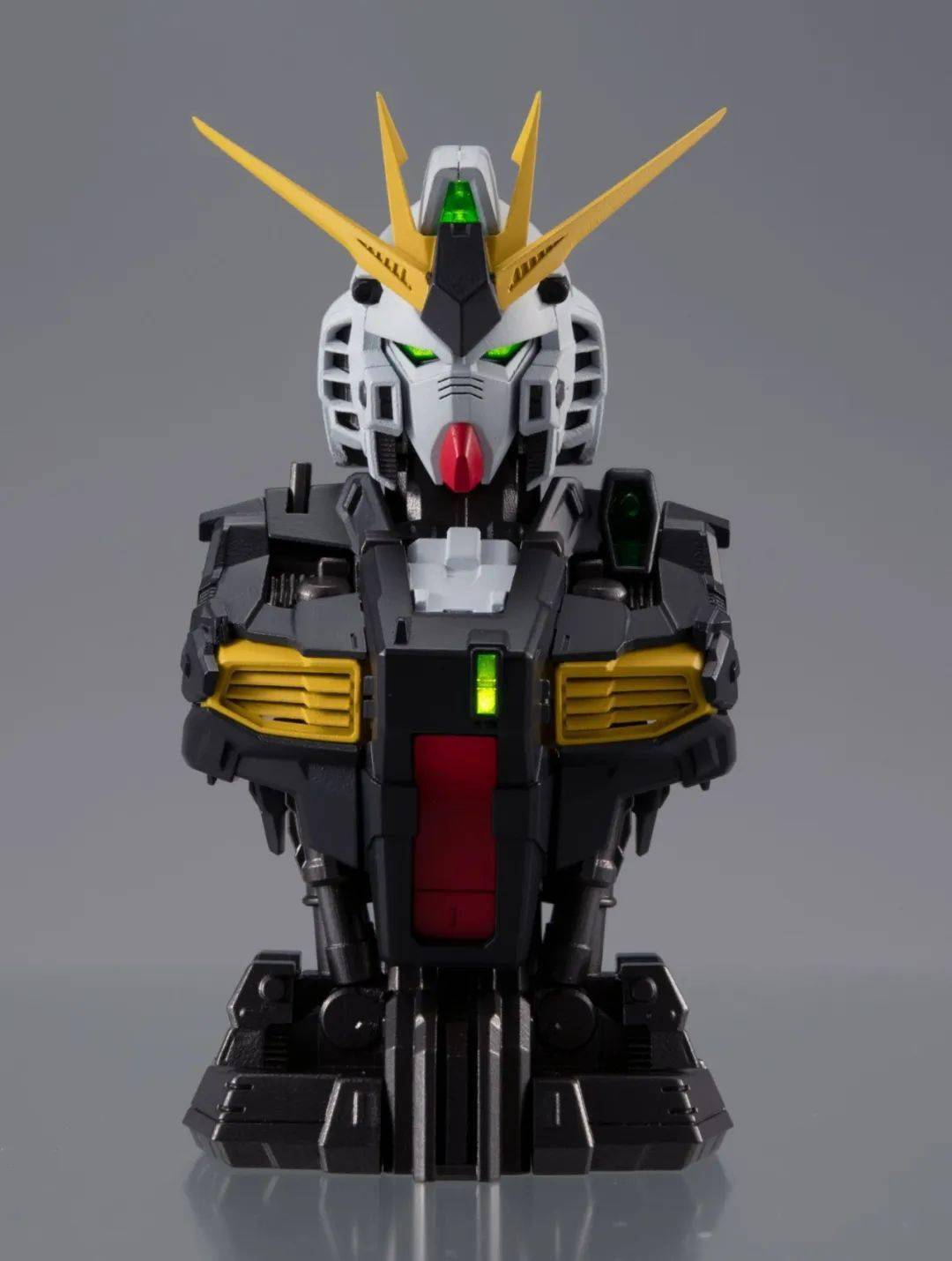 新品:gundam mechanical bust 牛高达胸像_公众_来稿_模型