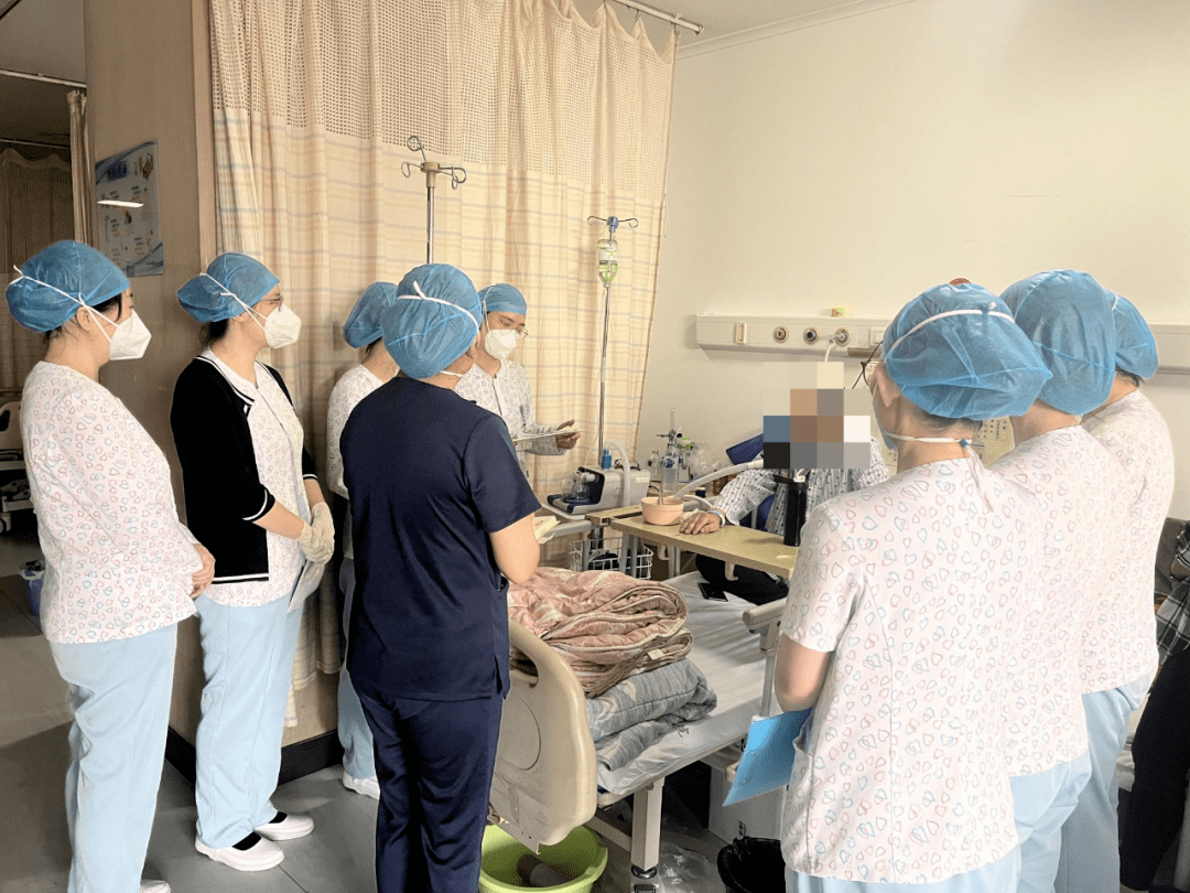 同心抗疫护小家疫往无前显担当吉大一院急诊icu护理平台抗疫记实