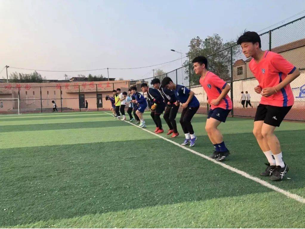 公立高中风采鹤山区高级中学