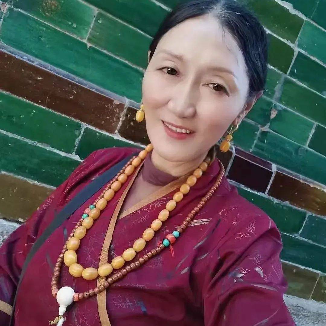 【诗歌】我想成为一束光/依萨尓·华珍_摄影_西宁_qing