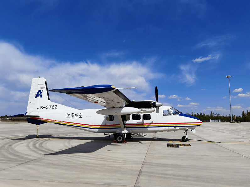 耕云播雨巴彦淖尔首次自行租赁人工增雨飞机