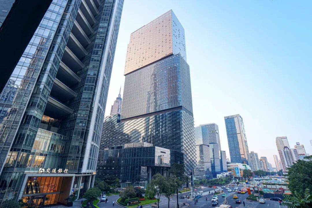 坐落于珠江新城中轴核心的嘉裕中心j公馆其主推的高级行政套房,尊贵