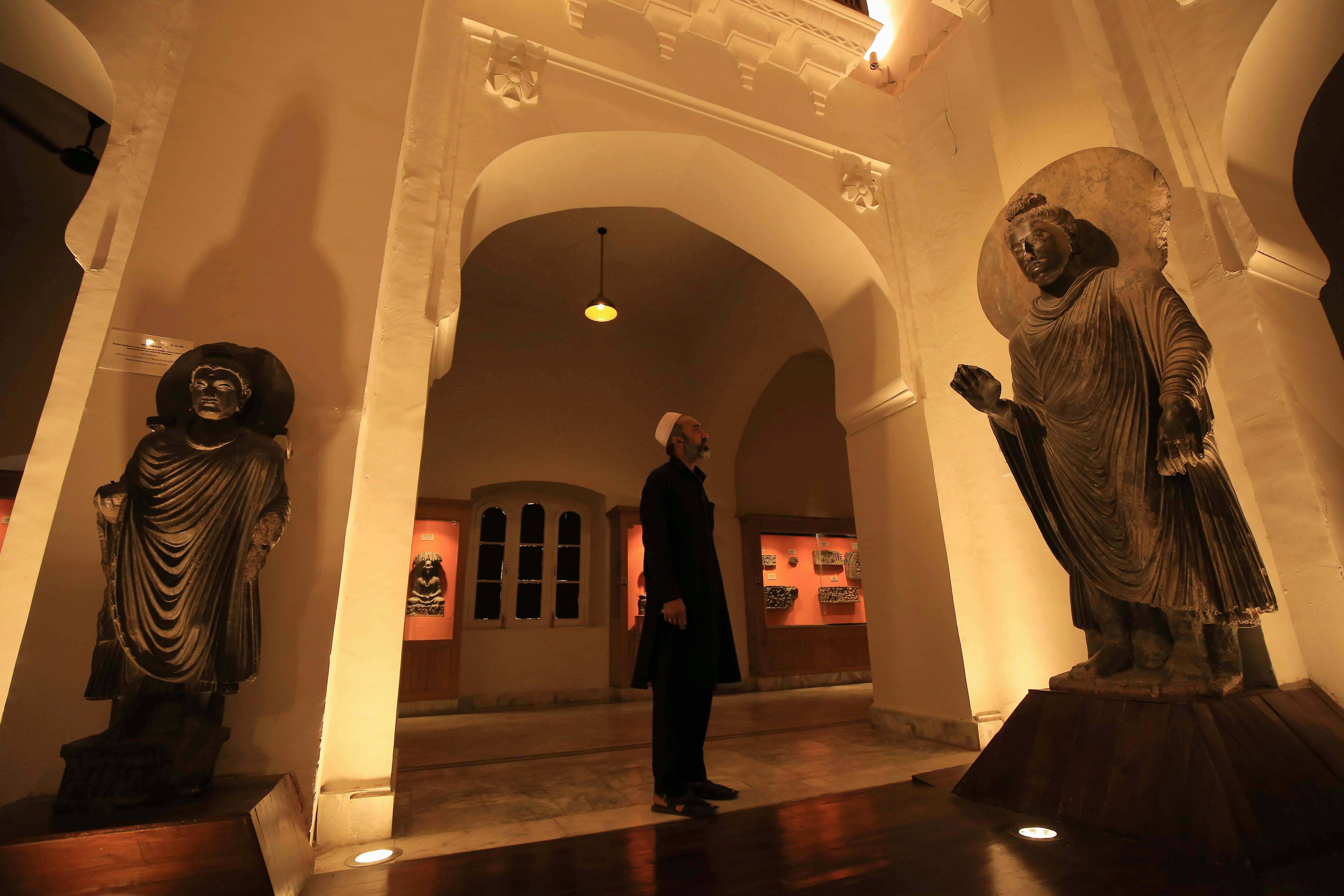 巴基斯坦白沙瓦博物馆掠影_新华社_欧新_外代