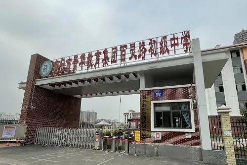 史上最多本周六73万人赶考南宁市2022年事业单位笔试最全考点地图请收