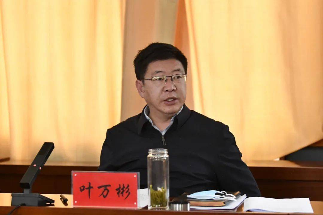 叶万彬在玛沁县大武镇调研时强调扎实推进四联三卷工作机制不断提升