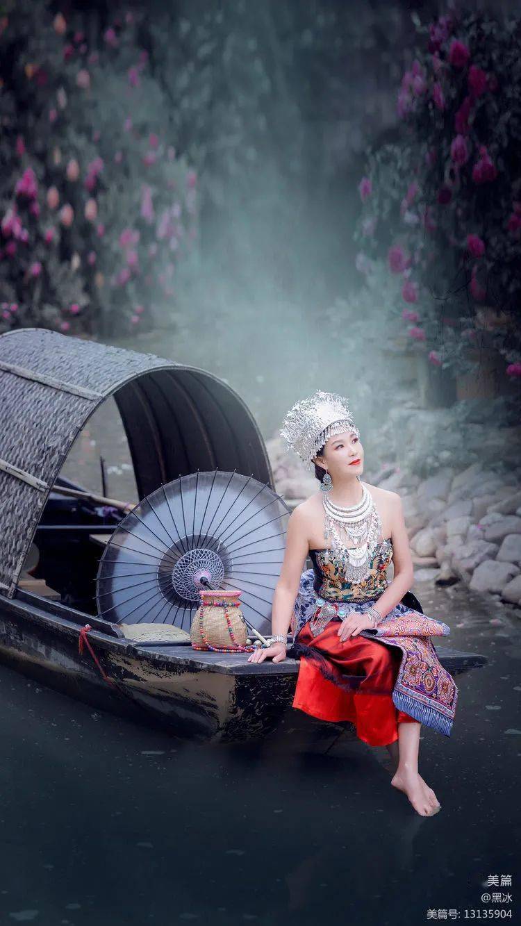 人像摄影苗家姑娘过山来