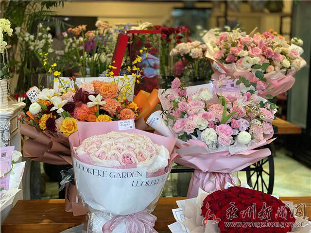 5 花 式浪漫永州表白日甜蜜经济走俏 花束 鲜花 冷水滩 5 花 式浪漫永州表白日甜蜜经济走俏 花束 鲜花 冷水滩