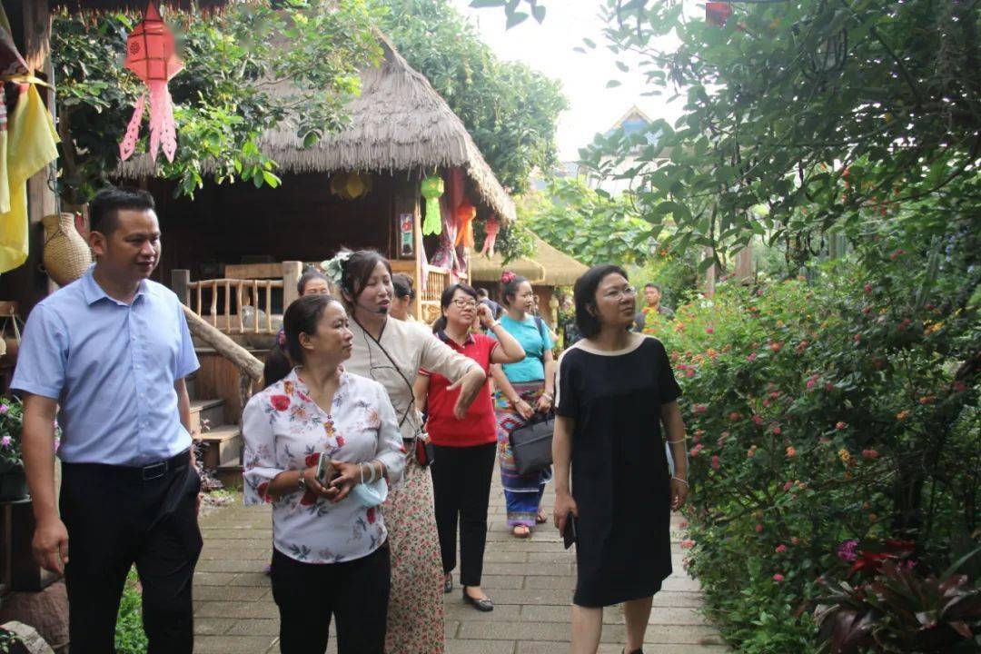 省妇联赴西双版纳州调研指导"三访,四察,五送"工作_妇女_服务_李疆