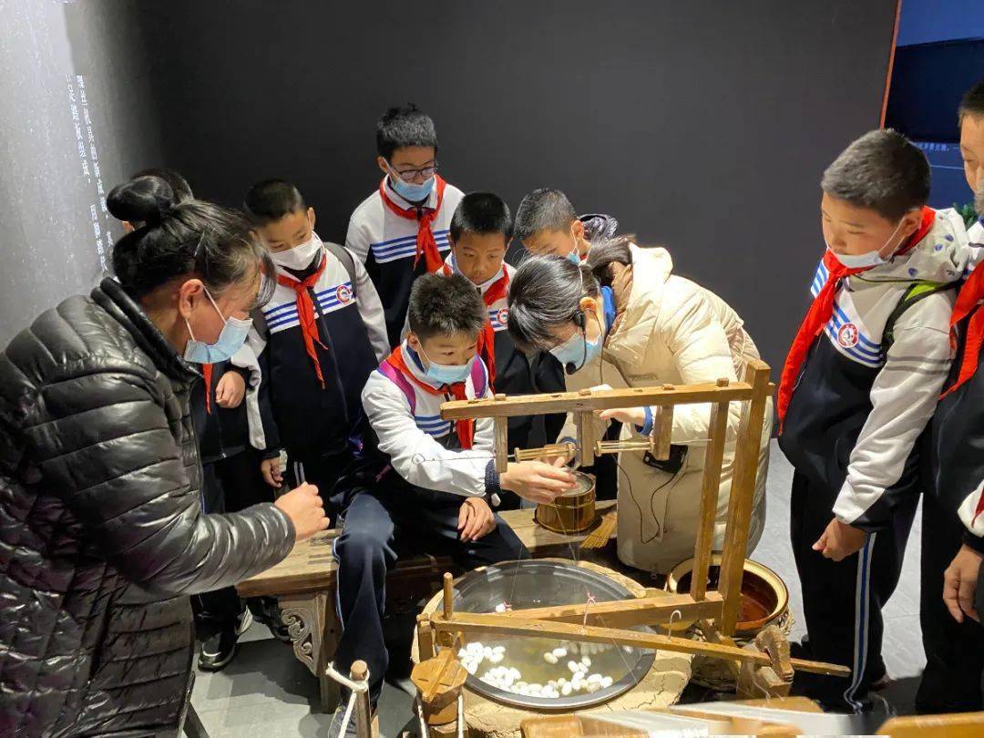 品游淄博·好学周村 | 研学宝藏地！在这里边玩边学，开启一场传统文化之旅…