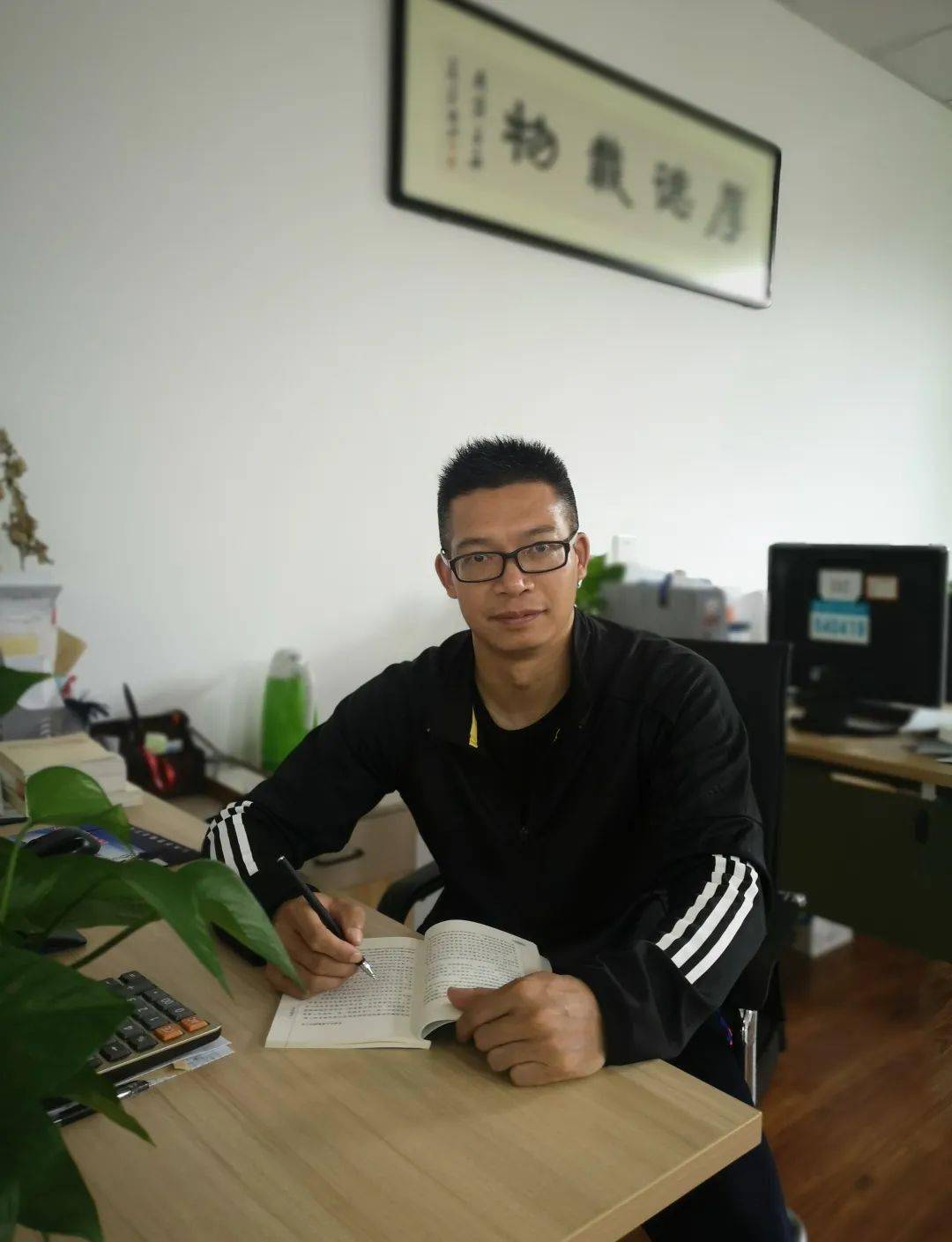 台州市白云中学:李海兵[教书育人,用情怀书写青春]