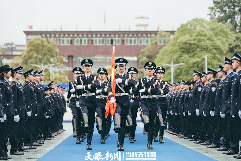 千名新生今日立誓成人贵阳孔学堂2022壬寅年成人礼走进贵州警察学院