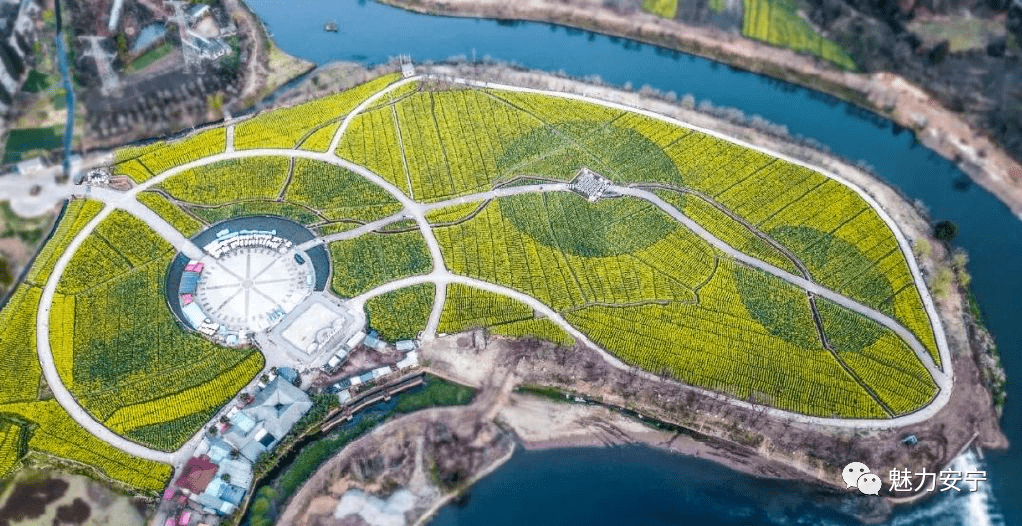 昆明安宁温泉又名碧玉泉,坐落在安宁县境玉泉山麓,螳螂川畔森林覆盖率