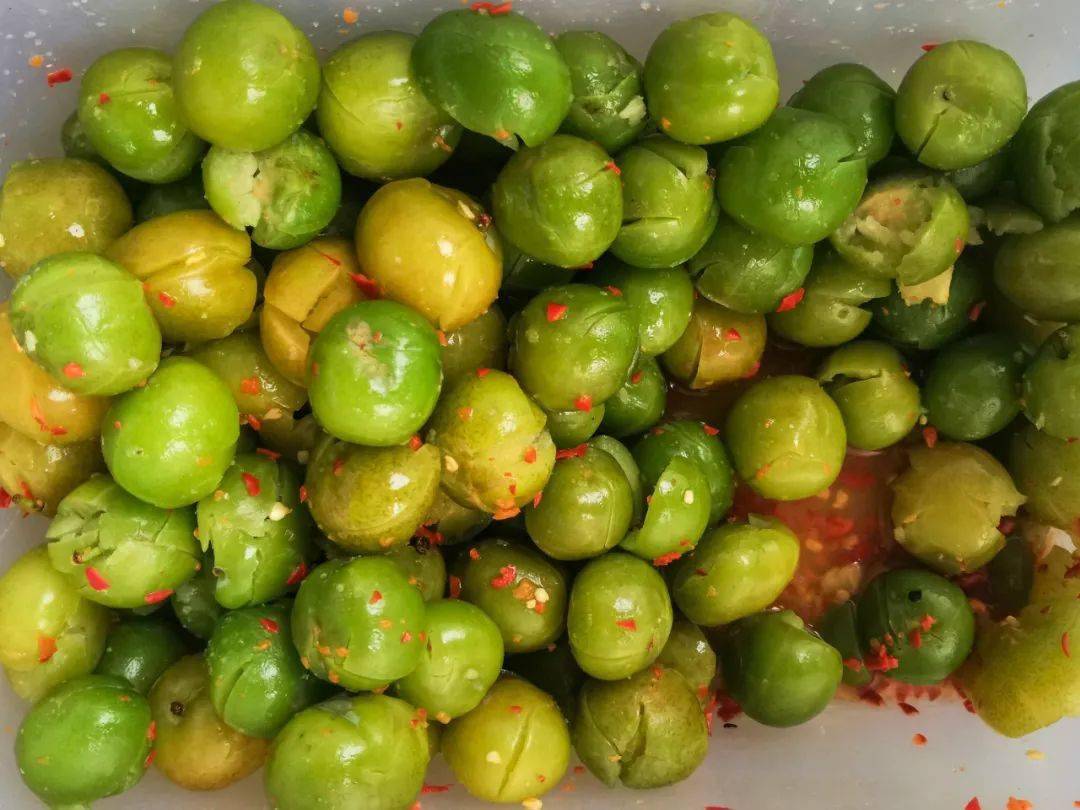 德宏的夏天怎么少得了酸果