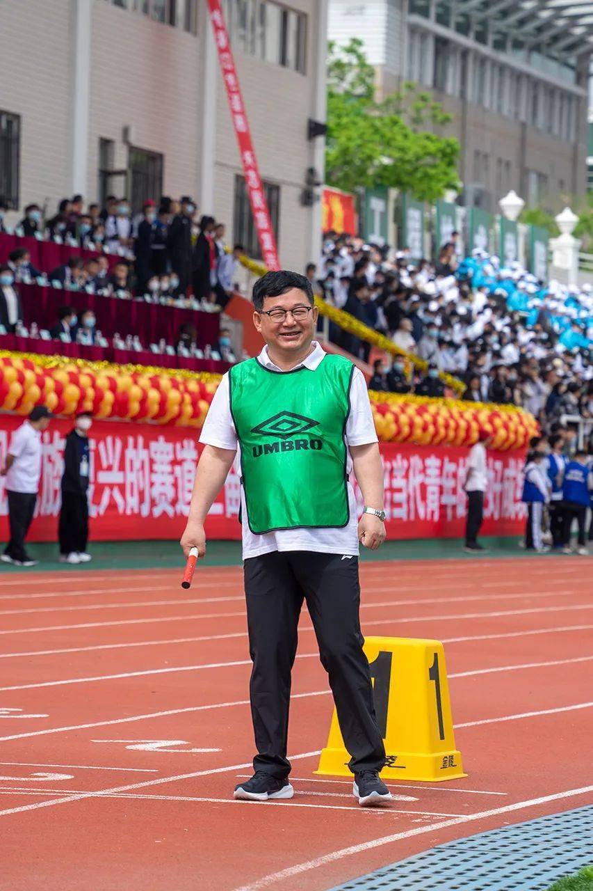 三道:郑志民教授,四道:于海鹏教授,五道:王成毓教授,六道窦烁教授