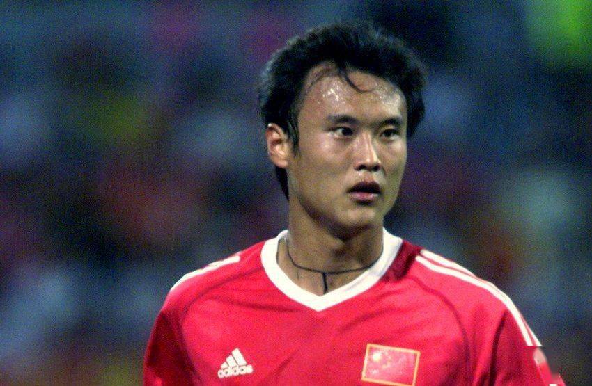 2017年初,国足巨星徐云龙宣布退役,一个时代自此落幕!